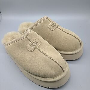 Ugg Women's Discoquette Slide Platform Slipper beige suede Sz US 8.5- 9 new